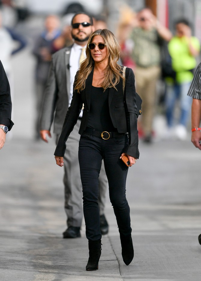 Dženifer Aniston 