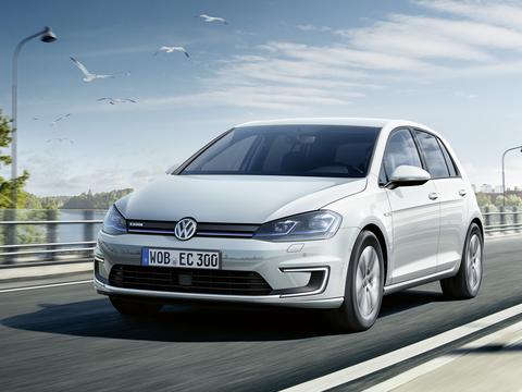 Volkswagen e-Golf z Drezna - Auto Świat - Auto Świat