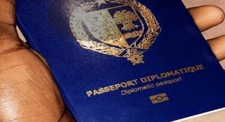 Bénéficiaires de passeports diplomatiques : Ce que dit la loi