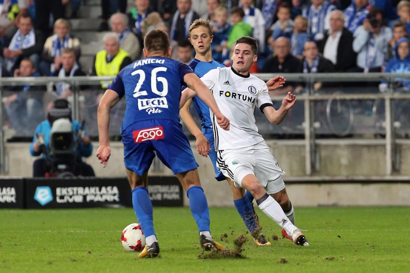 Jaroslaw Niezgoda (Legia)