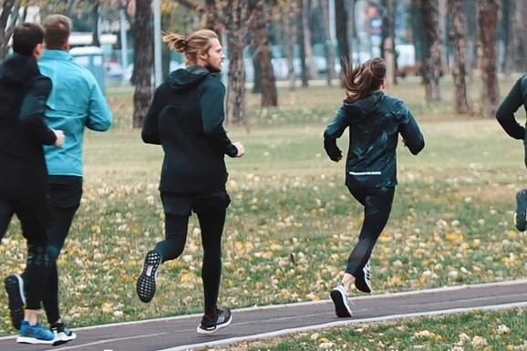 I PATIKE IMAJU ROK TRAJANJA Ne dozvolite sebi da se zbog neznanja slučajno povredite. Evo kada je pravi trenutak da promenite obuću za trčanje