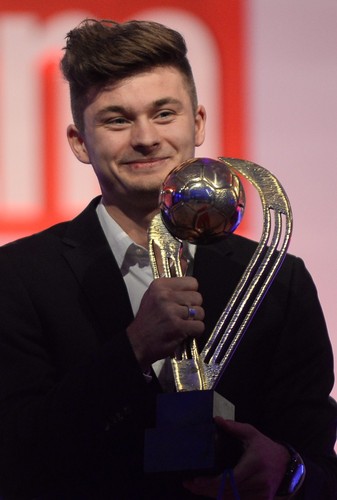 Adam Nawałka 'Człowiekiem Roku'. Za Roberta Lewandowskiego nagrodę odebrała mama