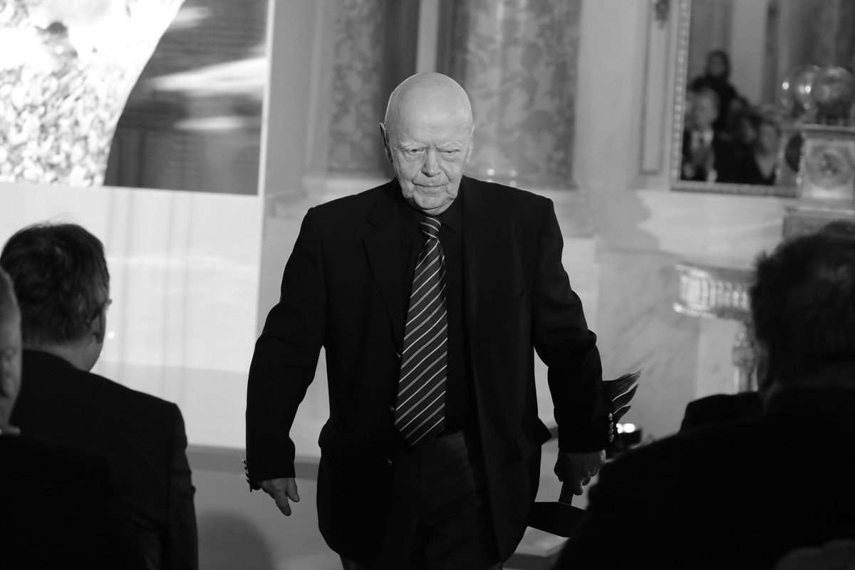 Poeta, eseista, dramaturg Jarosław Marek Rymkiewicz