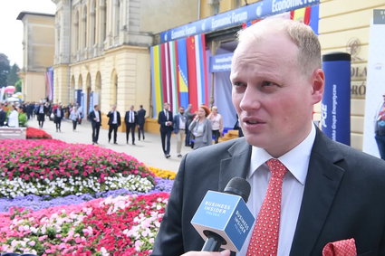 Afrykański pacjent u polskiego lekarza bez wychodzenia z domu. Polska liderem telemedycyny