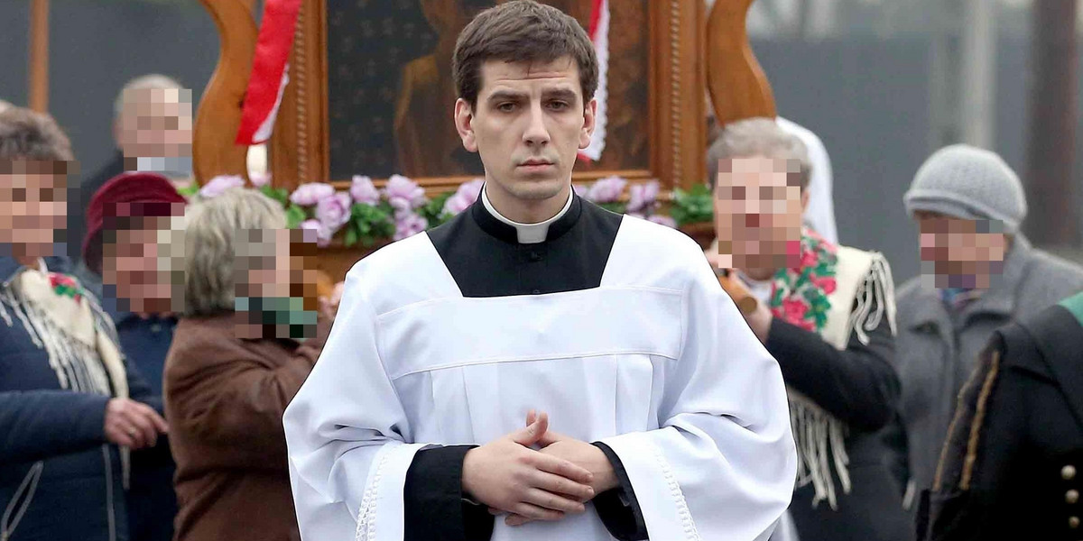 Syn Beaty Szydło odchodzi z kapłaństwa. Parafianie komentują