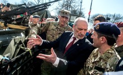'Wisi nad Polską i innymi krajami'. Macierewicz o zagrożeniu agresją ze Wschodu