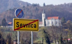 Rodzinne miasto Melanii Trump w Słowenii liczy na boom turystyczny