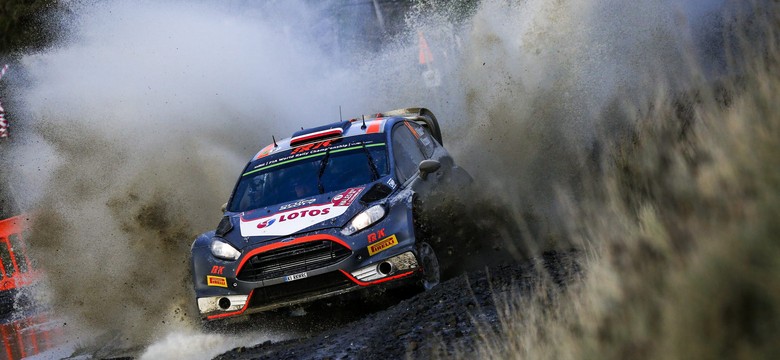 Rajd Wielkiej Brytanii: Kubica 10. po dziesięciu odcinkach specjalnych