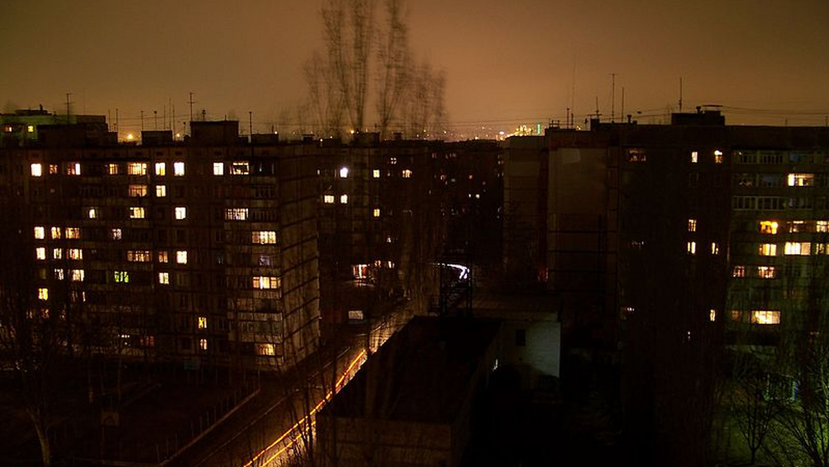 Ratownicy Państwowej służby Ukrainy ds. sytuacji nadzwyczajnych dokonali makabrycznego odkrycia w Mikołajewie nad Morzem Czarnym. W mieszkaniu zajmowanym przez samotną kobietę znaleźli zmumifikowane zwłoki jej matki, która zmarła 30 lat temu - informuje portal 0512.ua.