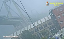 Tak runął wiadukt w Genui. Odnaleziono NOWE WIDEO
