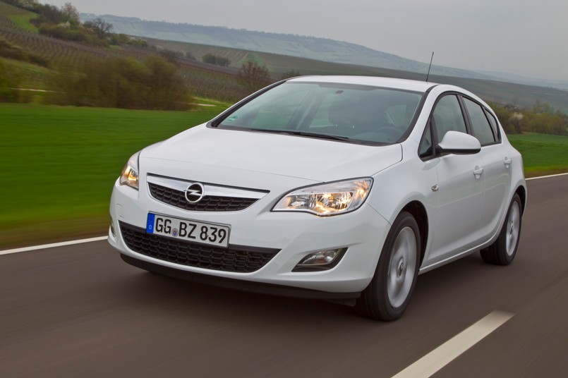 Opel Astra J