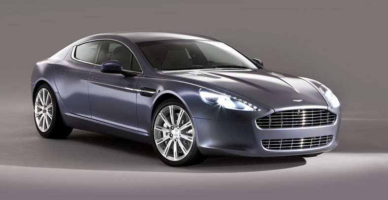 Aston Martin Rapide: nowe zdjęcia czterodrzwiowego coupe