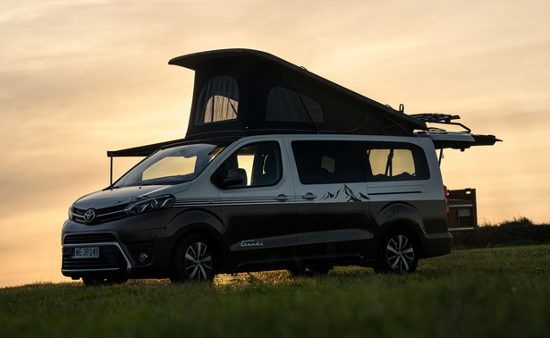 Toyota PROACE Verso jako kamper Tanuki