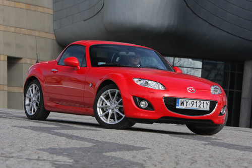 Mazda MX-5 2.0 MZR: Kusicielka