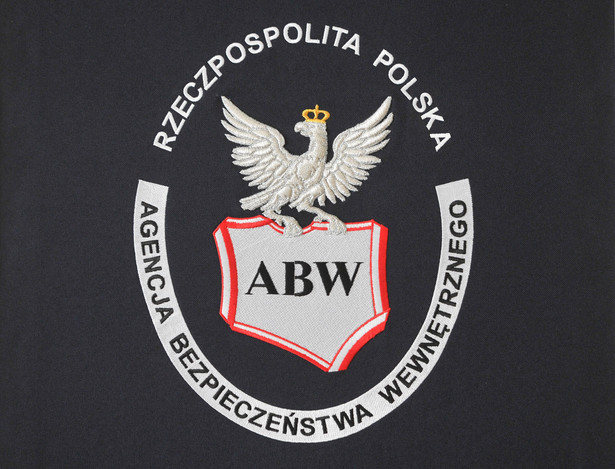 ABW odbiera Zbigniewowi R. certfykat dostępu do informacji niejawnych