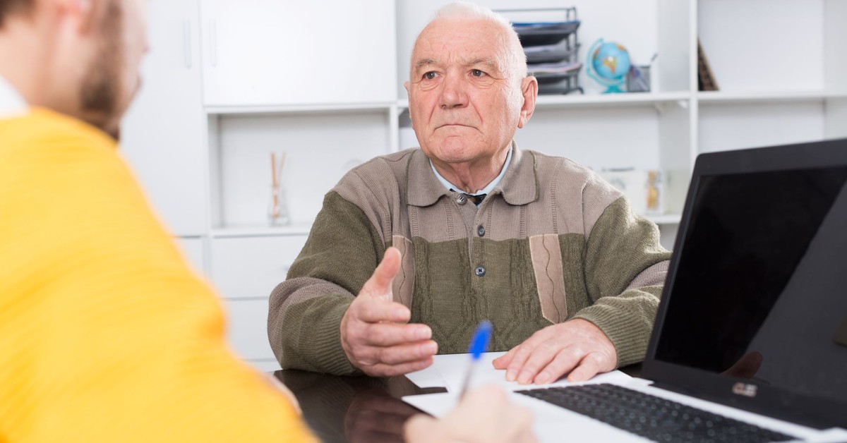 Dobra wiadomość dla zadłużonych emerytów. Od marca wzrasta kwota wolna od potrąceń, ZUS więcej zostawi na koncie