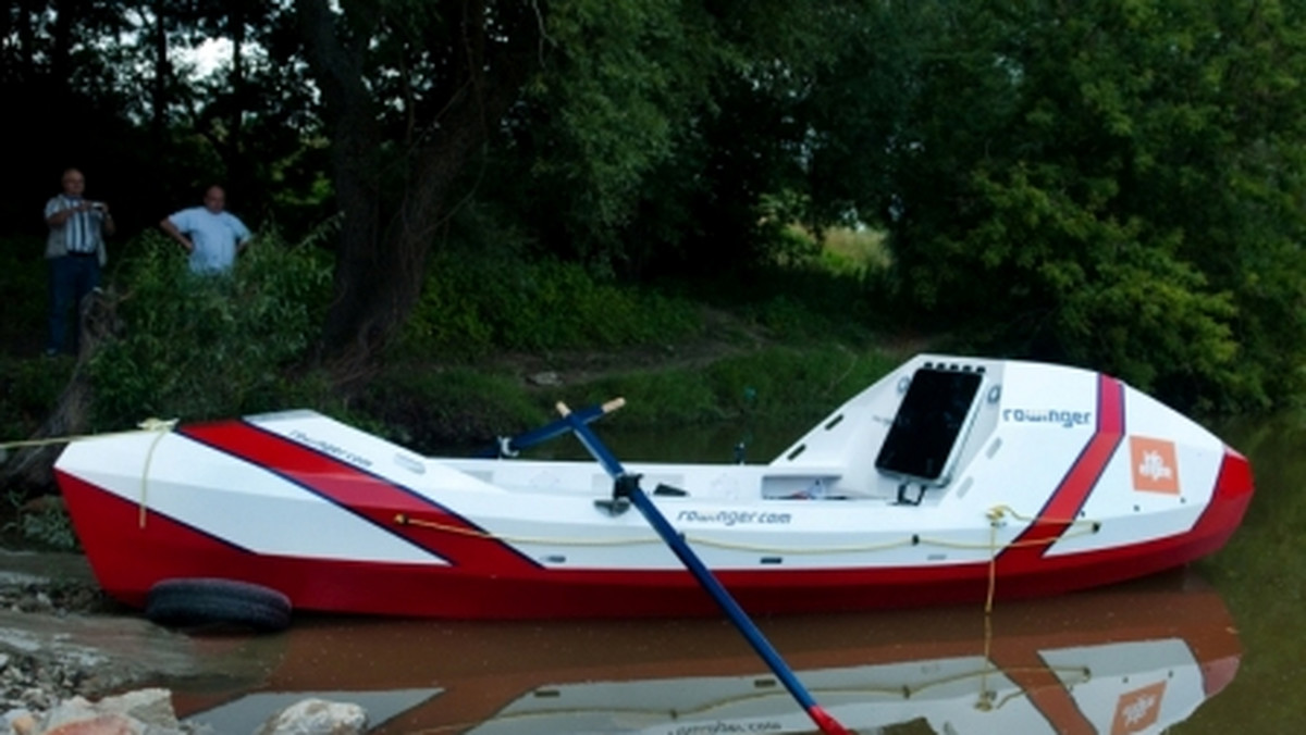 13 lipca 2011 na Cyplu Czerniakowskim w Warszawie miała miejsce oficjalna premiera pierwszej transoceanicznej łodzi wiosłowej zbudowanej w Polsce - Rowinger21.