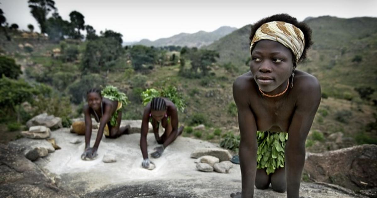 Meet the naked tribes of Nigeria — where people wear leaves and little to nothing Pulse Nigeria picture