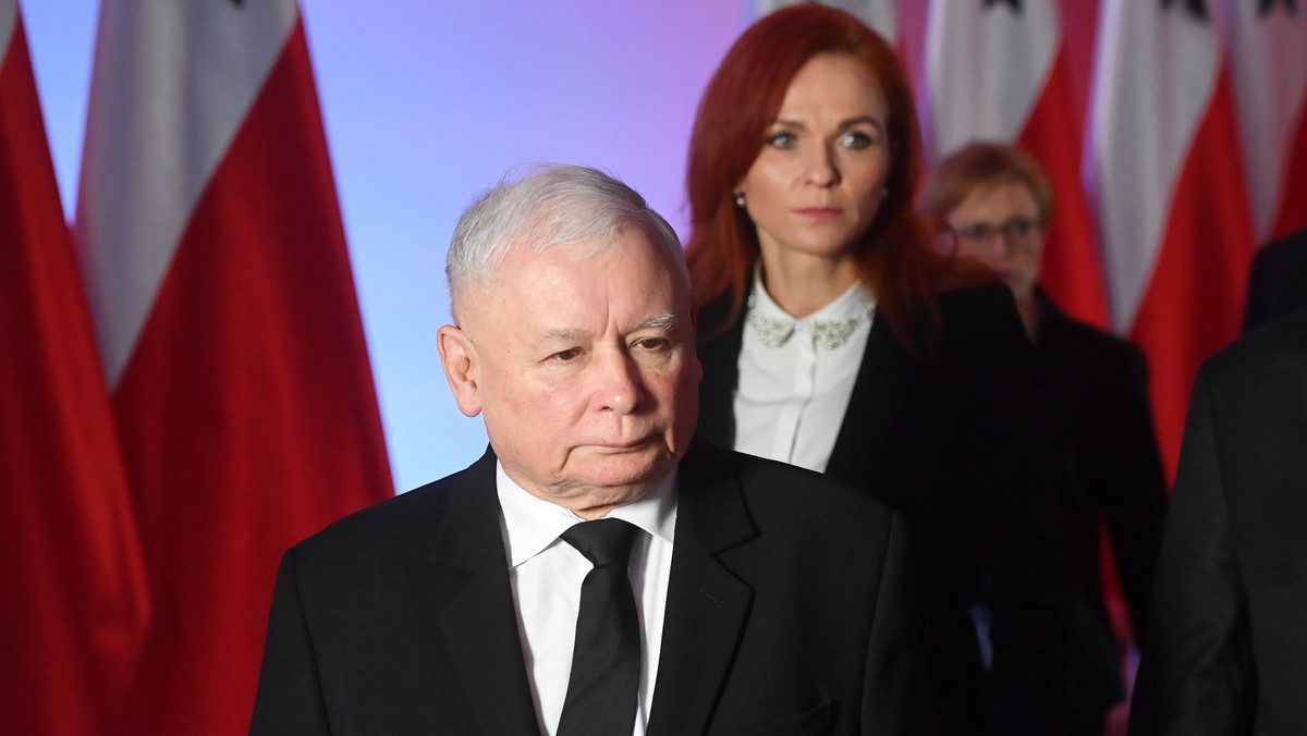 Prezes PiS Jaroslaw Kaczyński i szefowa Kancelarii Sejmu Agnieszka Kaczmarska 