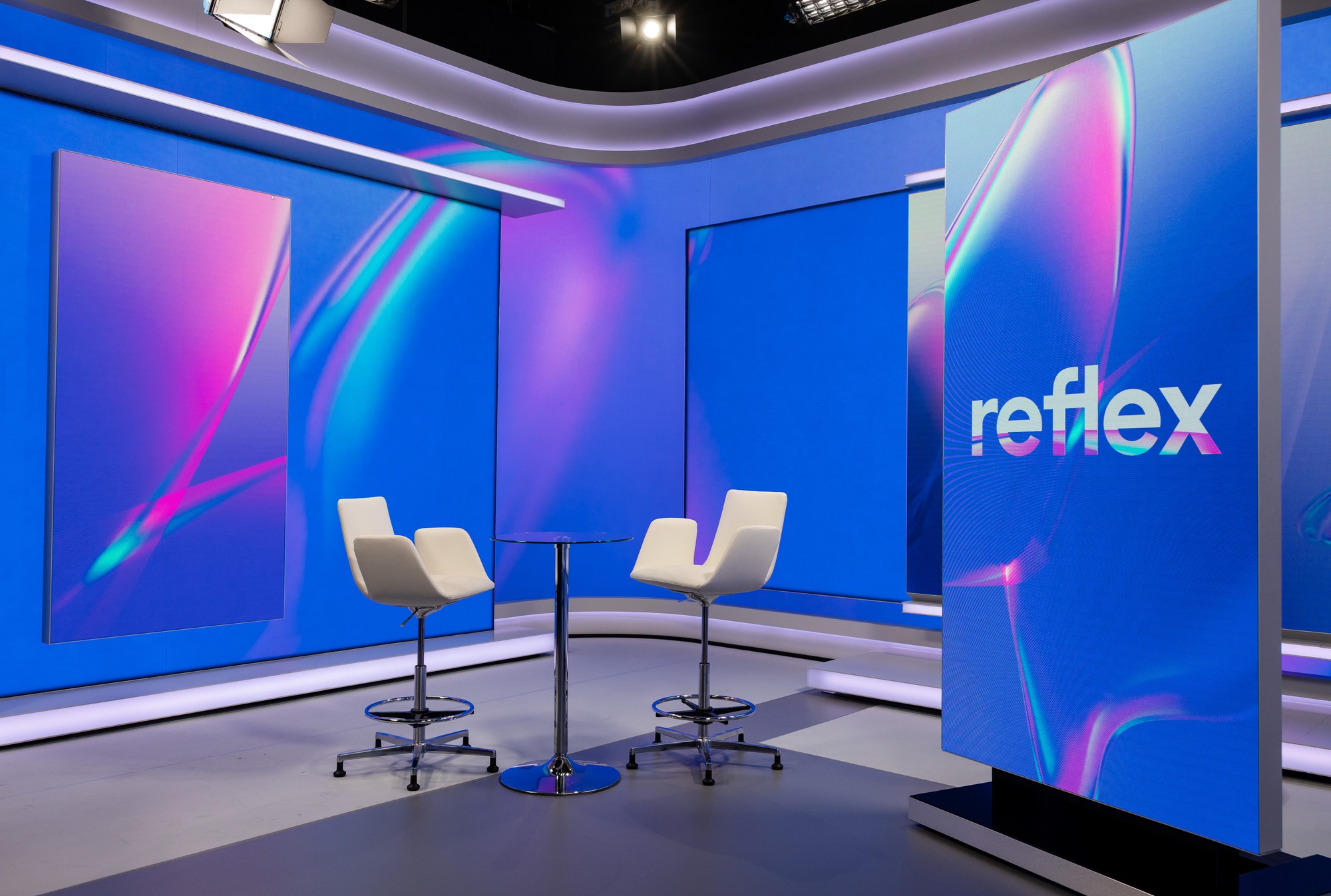 Relácia Reflex.