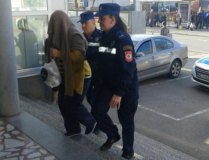 Privođenje Kristine Jovković u Okružni sud Banjaluka