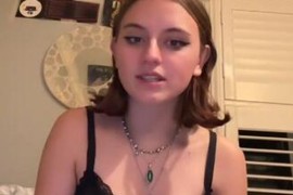 OVO NIJE PREVARA, OVO JE JEZIVIJE Tinejdžerka kupila ogrlicu sa Temua za 70 dinara, a kad je otpakovala počela je da ZAUDARA NA TRULEŽ