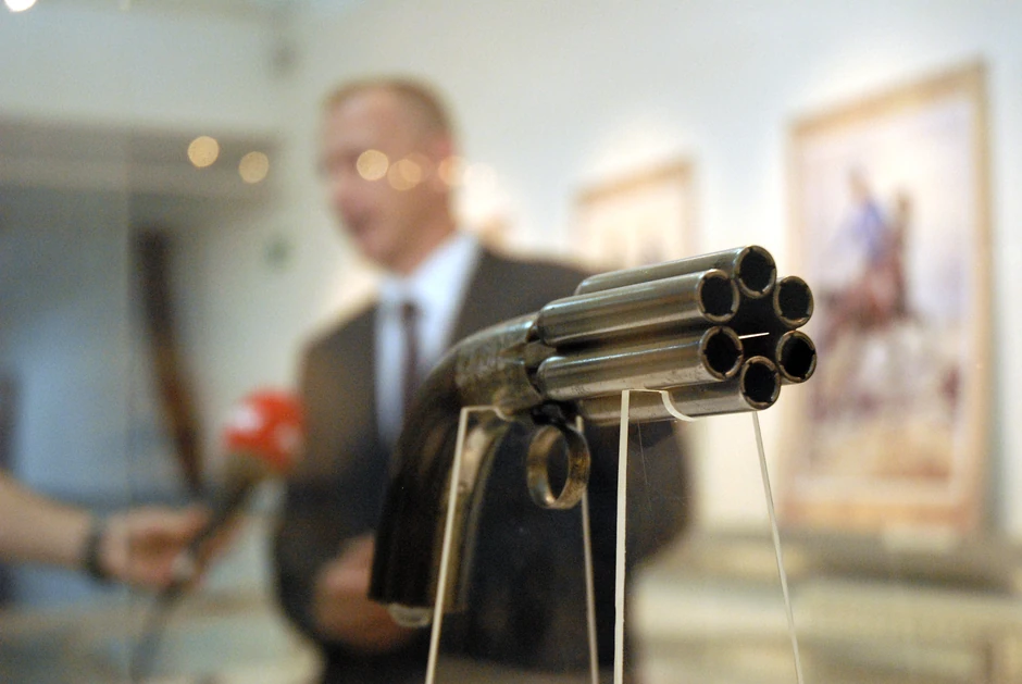 Pištolj sa šest cevi