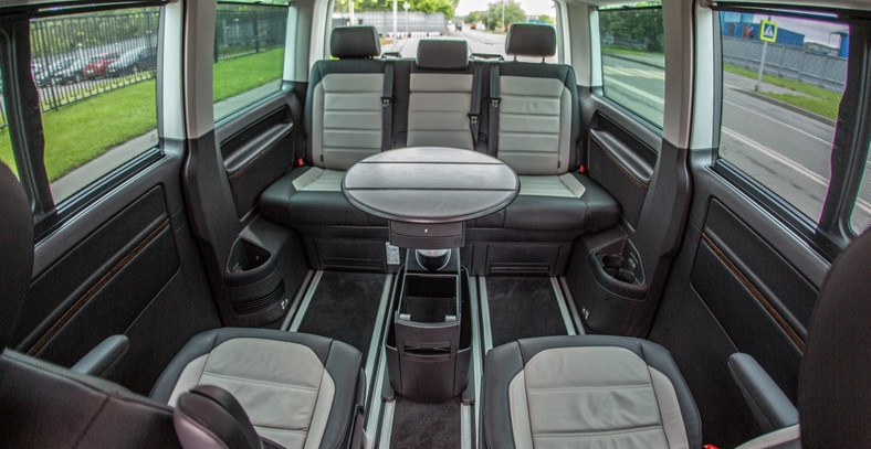 Wnętrze Volkswagena Transportera w luksusowej wersji