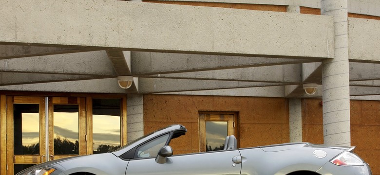 Ciekawe samochody, którymi (jeszcze) wjedziesz do SCT w Warszawie