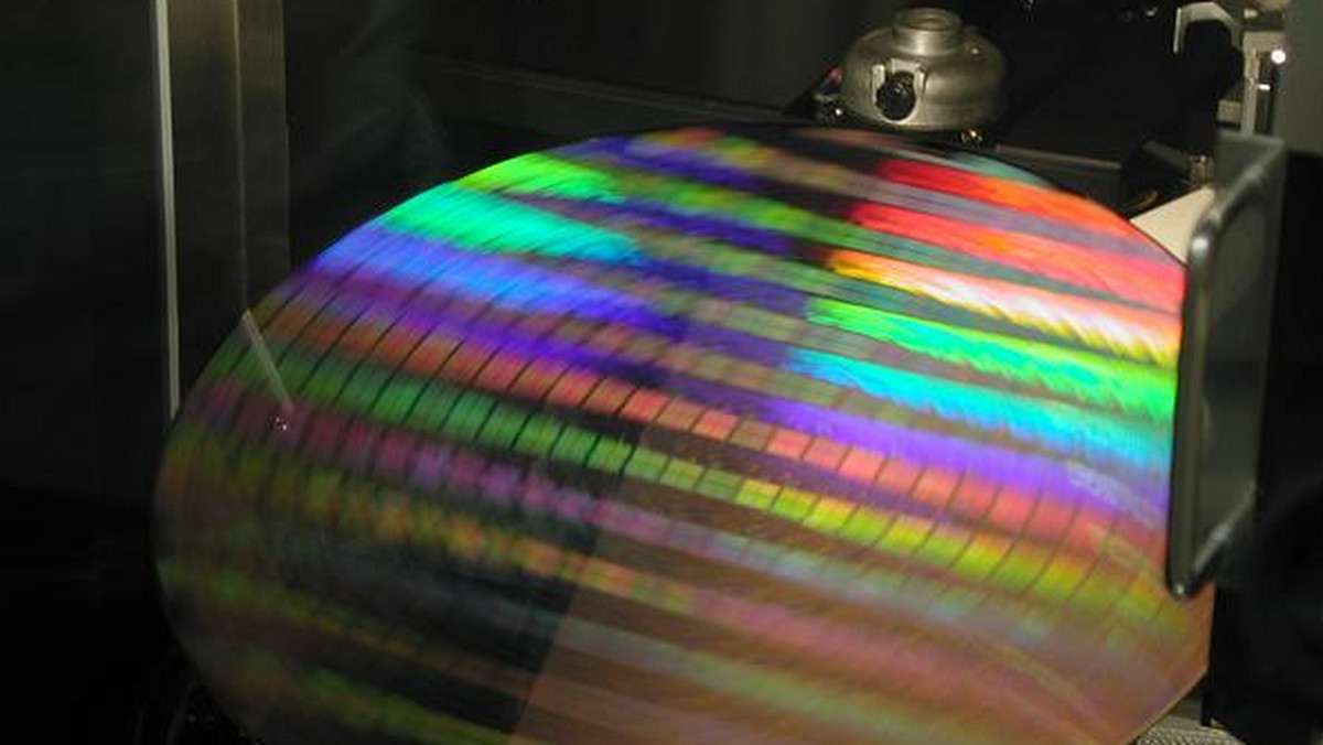 Intel, Samsung Electronics i TSMC zawarły porozumienie w sprawie przejścia na produkcję 450-milimetrowych wafli krzemowych od 2012 r.