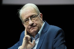 Gender, Smoleńsk, Jan Paweł II i Tusk. Oto druga część podręcznika do HiT Roszkowskiego