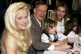 Slavna glumica o ORGIJAMA U PLEJBOJ VILI: "Pozvali bi 20 MUŠKARACA na jednu devojku, a onda... To su bile NAJLEPŠE DEVOJKE, ali ti muškarci - bilo mi je MUČNO i da ih gledam"