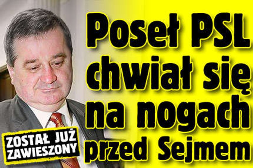 Poseł chwiał się na nogach przed Sejmem