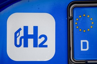Świat stawia na zieloną technologię wodorową