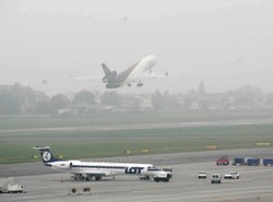 Mgła sparaliżowała polskie lotniska