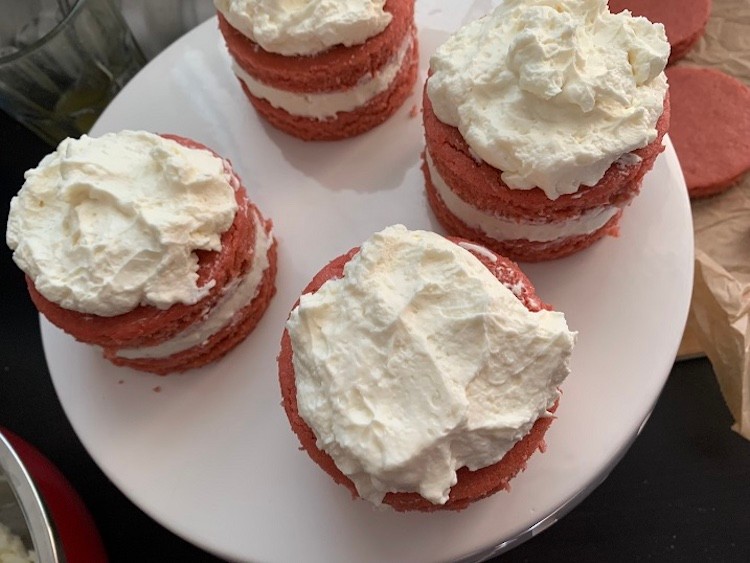 Red Velvet tortičky, inšpirované originálnym americkým receptom.