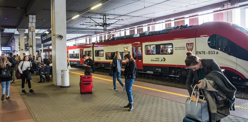 Coraz mniej kursów kolei metropolitalnej