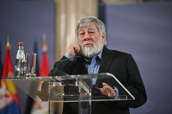 Srbin Stiv Voznijak, suosnivač kompanije Apple, objasnio zašto još nije spreman za "AI svakodnevicu": Evo šta mu smeta
