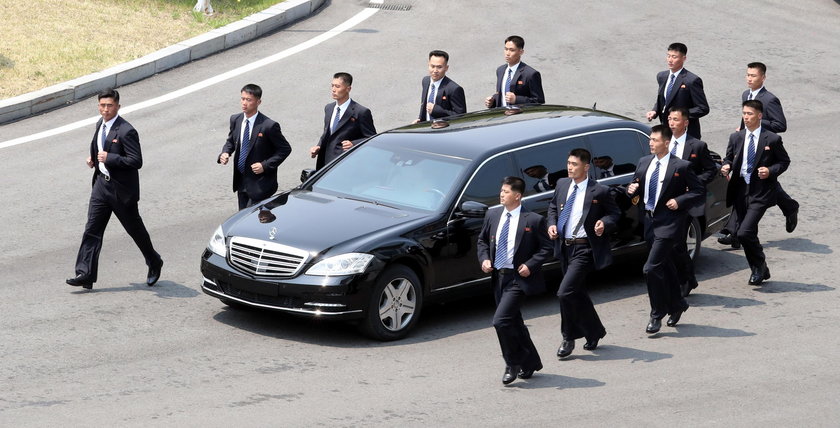 Kim Dzong Un wydaje miliardy. Oto lista zakupów przywódcy