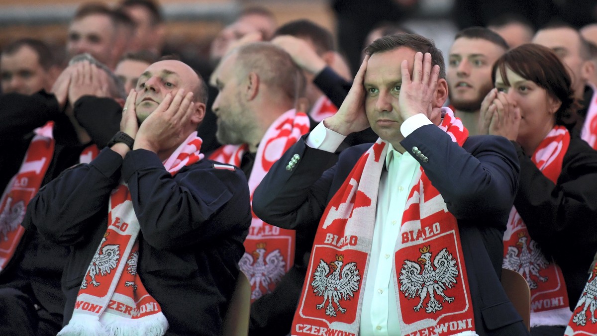 18624271 - GDYNIA PIŁKARSKIE MŚ2018 PREZYDENT DUDA KIBICUJE POLAKOM (Prezydent Andrzej Duda Paweł Werner)