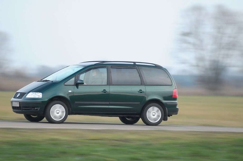 Volkswagen Sharan 1.9 TDI: Oszczędny i praktyczny van