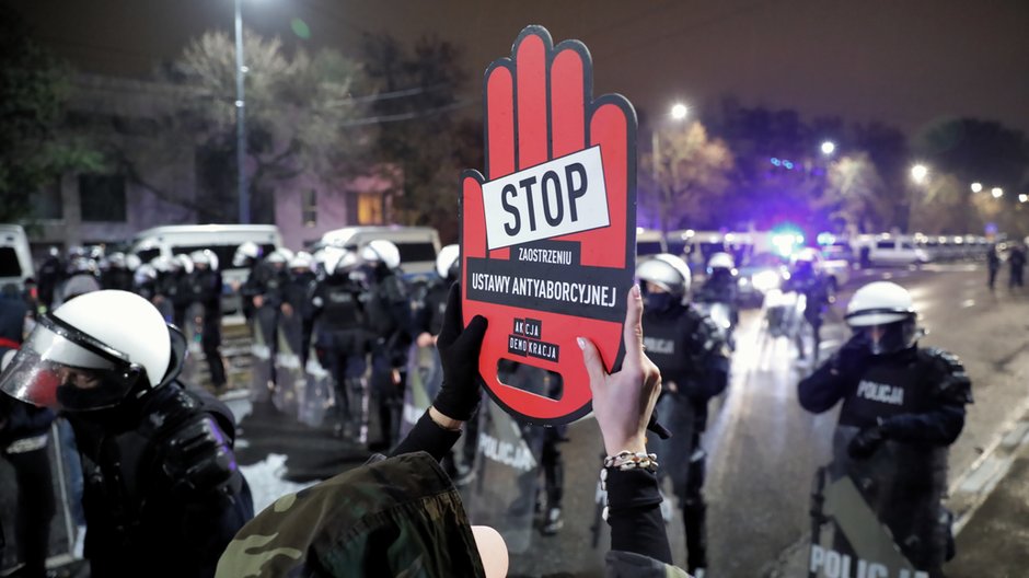 Manifestacja przeciwko zaostrzeniu prawa antyaborcyjnego, Warszawa