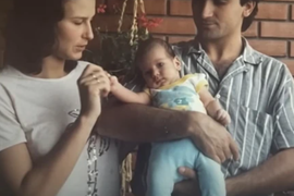 Poznati par iz Srbije je zbog sina OSTAO BEZ IČEGA! Nisu imali NI ZA HLEB, dugovali su BOGU I NARODU, ali zato danas znaju ŠTA JE RAJ NA ZEMLJI