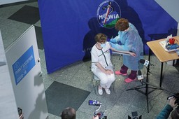 Kto ma prawo do darmowej szczepionki na COVID-19?