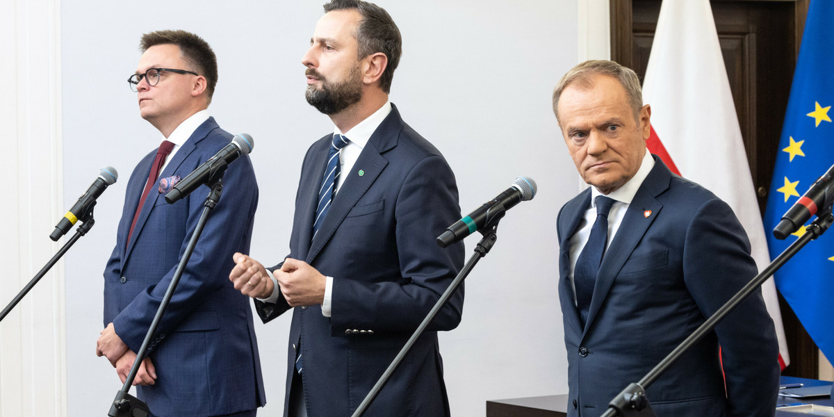Szymon Hołownia, Władysław Kosiniak-Kamysz oraz Donald Tusk.
