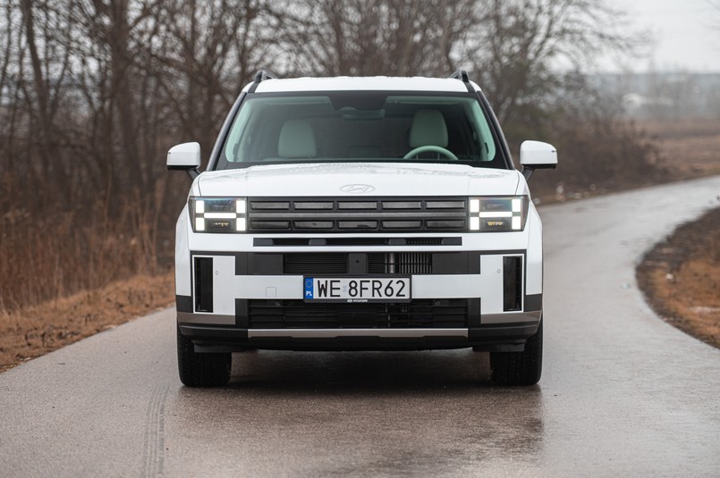 Hyundai Santa Fe Hybrid