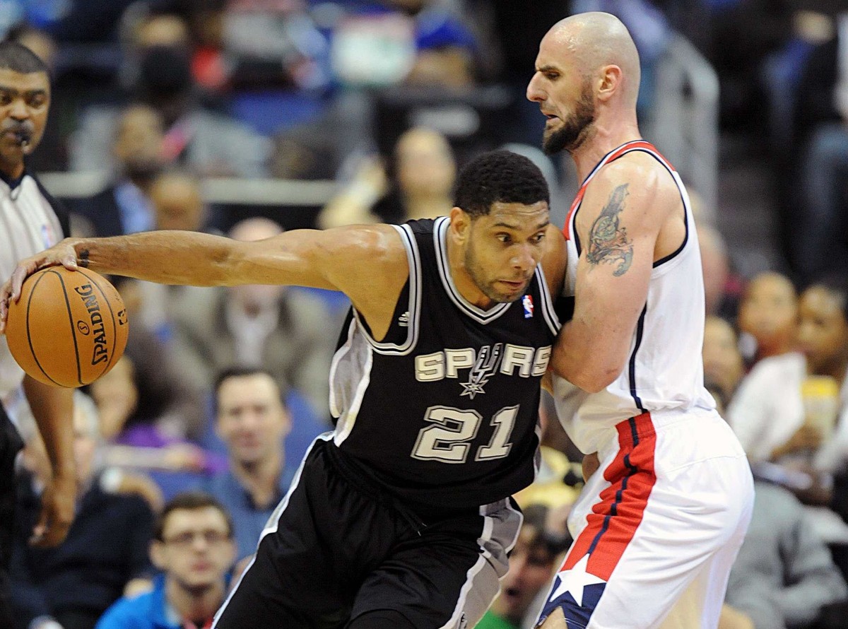 Liga NBA: Zespół Gortata przegrał po dogrywkach z San Antonio Spurs