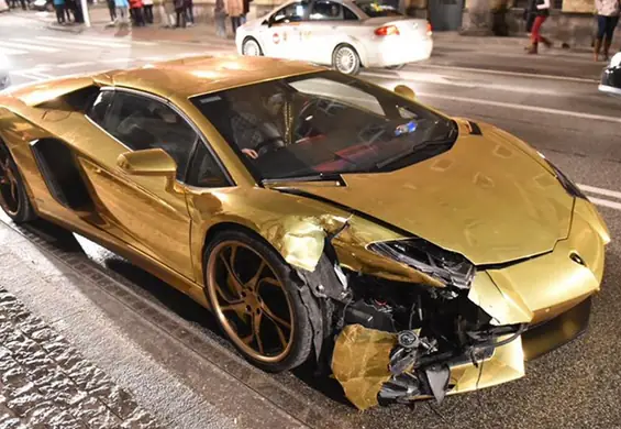 Pamiętacie rozbite złote Lamborghini? Znamy dalszy ciąg jego historii