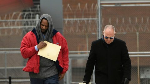 While leaving jail on Saturday, March 9, 2019, R Kelly gave an assurance that his issues with the law shall come to an end soon enough. [CNN]