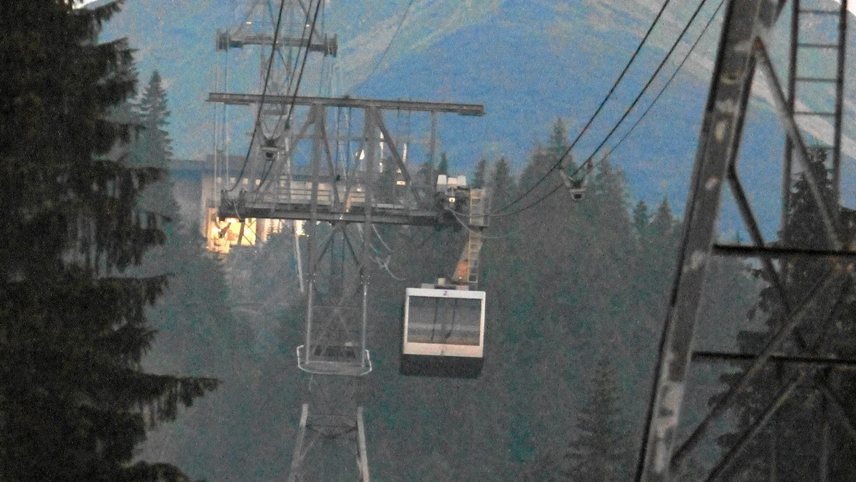 Największa firma z branży turystycznej na Słowacji - Tatra Mountain Resorts chce stworzyć polsko-czesko-słowacki klaster narciarski. Dzięki temu będzie można na jednym karnecie jeździć na stokach w trzech krajach.